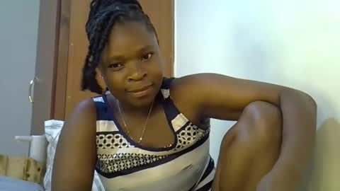 Snapshot of holy_ebony chatting on 05/07/26, 10:48 holy_ebony online show from 05/07/26, 10:48