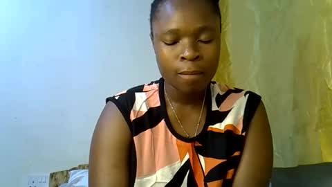 Snapshot of holy_ebony chatting on 05/28/26, 04:37 holy_ebony online show from 05/28/26, 04:37