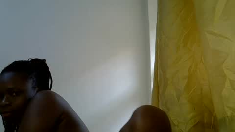 Snapshot of holy_ebony chatting on 06/01/26, 08:38 holy_ebony online show from 06/01/26, 08:38