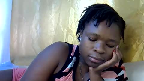 Snapshot of holy_ebony chatting on 06/09/26, 07:20 holy_ebony online show from 06/09/26, 07:20