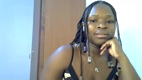 holy_ebony online show from 07/08/26, 04:39