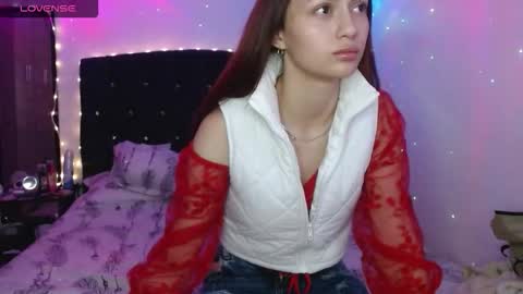 Juli online show from 09/09/25, 03:39
