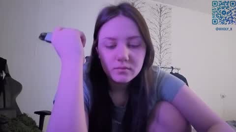 Snapshot of holy_kveta chatting on 03/22/26, 03:54 Kviki online show from 03/22/26, 03:54