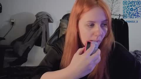 Snapshot of holy_kveta chatting on 04/10/26, 03:12 Kviki online show from 04/10/26, 03:12