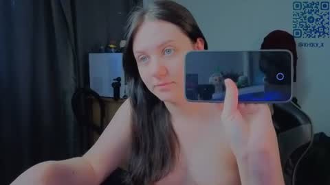 Snapshot of holy_kveta chatting on 06/10/26, 02:45 Kviki online show from 06/10/26, 02:45