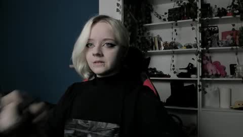 holy_mistresss online show from 11/21/25, 09:19