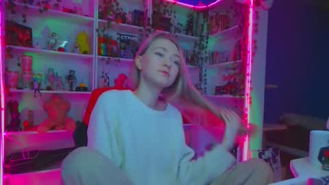 Rumi online show from 11/22/25, 10:47