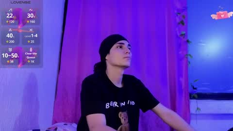      online show from 01/11/25, 09:47