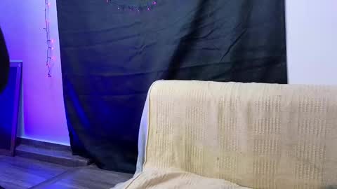      online show from 01/20/25, 06:21