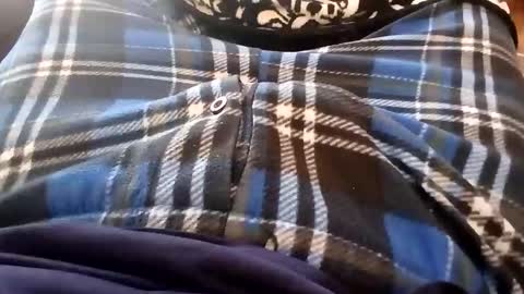 holycannoli123 online show from 11/05/25, 01:55