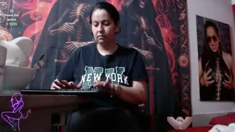 Milena online show from 06/30/26, 07:15