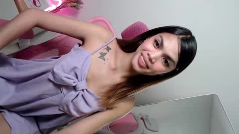 Snapshot of holymary_69 chatting on 02/10/25, 09:04 Patricia online show from 02/10/25, 09:04