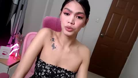Snapshot of holymary_69 chatting on 02/20/25, 12:25 Patricia online show from 02/20/25, 12:25