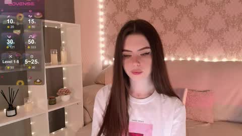 Mia online show from 05/01/26, 03:44