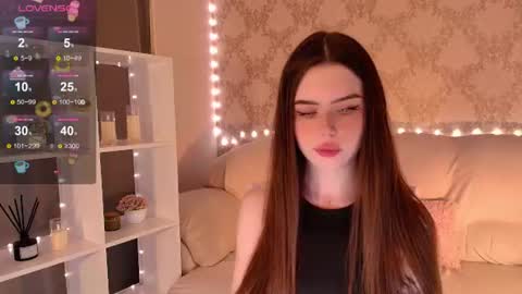 Mia online show from 07/19/26, 03:32