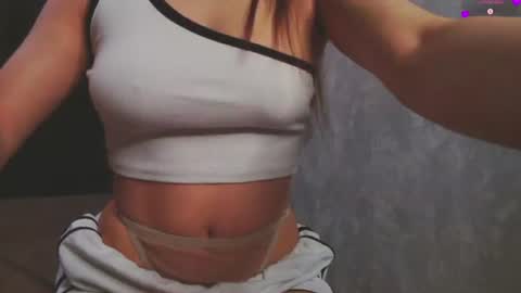 holysinner83 online show from 06/18/26, 01:59