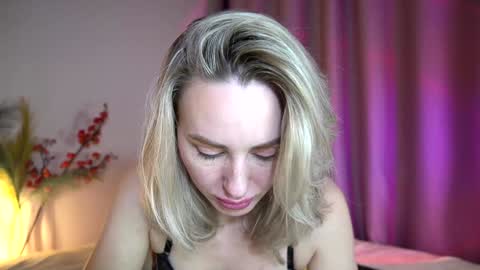 Vicky my another account here - desperate clit online show from 12/24/24, 01:17