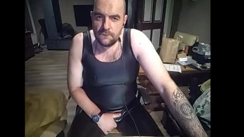 Snapshot of homojeans chatting on 11/03/25, 10:10 Thomass online show from 11/03/25, 10:10