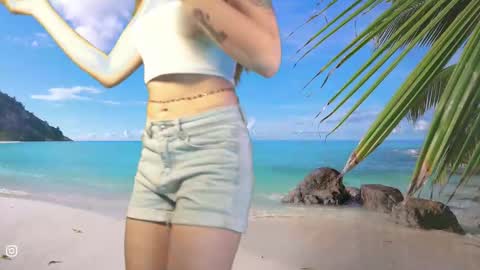 Snapshot of honeeeey_ chatting on 10/15/25, 11:05 honeeeey_ online show from 10/15/25, 11:05