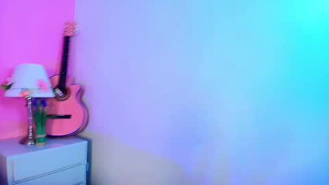 honeeymoonn online show from 09/24/25, 02:31