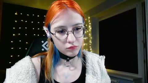Honelints boyblonde hair AsterMIntfemboybrown hair online show from 12/27/24, 09:00