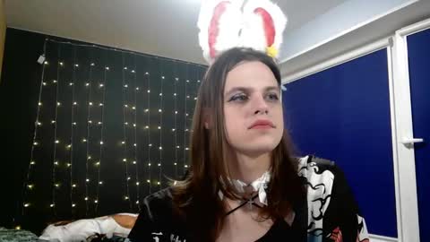 Honelints boyblonde hair AsterMIntfemboybrown hair online show from 01/06/25, 05:06