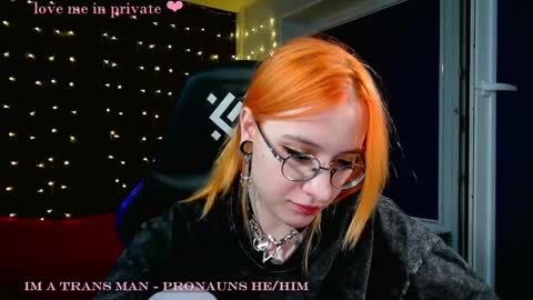 Honelints boyblonde hair AsterMIntfemboybrown hair online show from 01/22/25, 08:59
