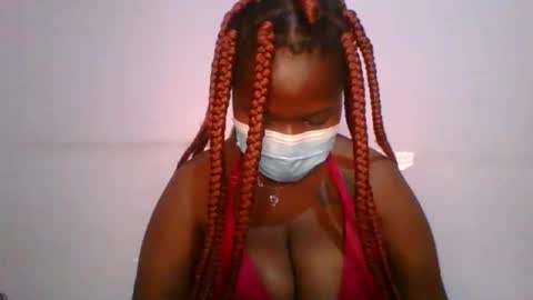 Snapshot of honey_beb chatting on 09/19/25, 06:48 honey_beb online show from 09/19/25, 06:48