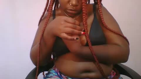 Snapshot of honey_beb chatting on 09/27/25, 09:03 honey_beb online show from 09/27/25, 09:03