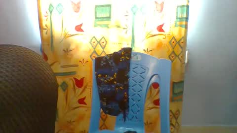 Snapshot of honey_beb chatting on 12/16/25, 09:14 honey_beb online show from 12/16/25, 09:14