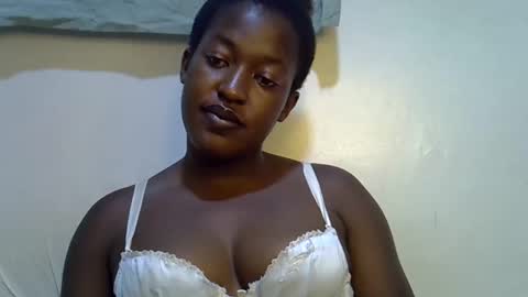 Snapshot of honey_dropp1 chatting on 05/22/26, 05:18 honey_dropp1 online show from 05/22/26, 05:18
