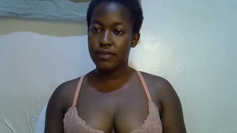 Snapshot of honey_dropp1 chatting on 05/26/26, 05:25 honey_dropp1 online show from 05/26/26, 05:25