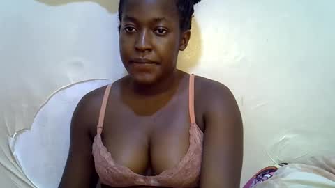 Snapshot of honey_dropp1 chatting on 06/11/26, 02:59 honey_dropp1 online show from 06/11/26, 02:59