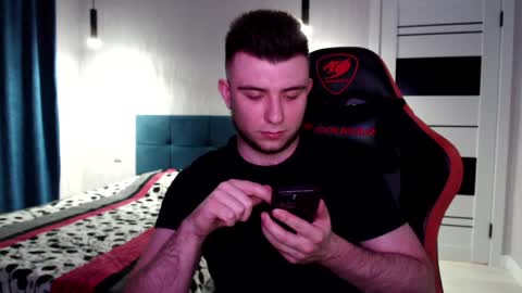 Snapshot of honey_furry chatting on 12/07/24, 08:16 Wolfy online show from 12/07/24, 08:16