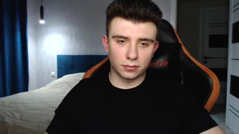 Snapshot of honey_furry chatting on 12/26/24, 09:58 Wolfy online show from 12/26/24, 09:58