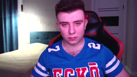 Snapshot of honey_furry chatting on 01/14/25, 06:13 Wolfy online show from 01/14/25, 06:13