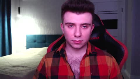 Snapshot of honey_furry chatting on 01/24/25, 08:22 Wolfy online show from 01/24/25, 08:22