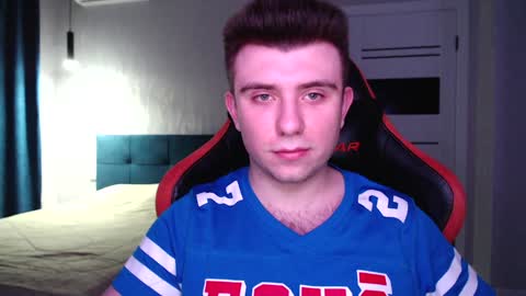 Snapshot of honey_furry chatting on 01/24/25, 11:23 Wolfy online show from 01/24/25, 11:23