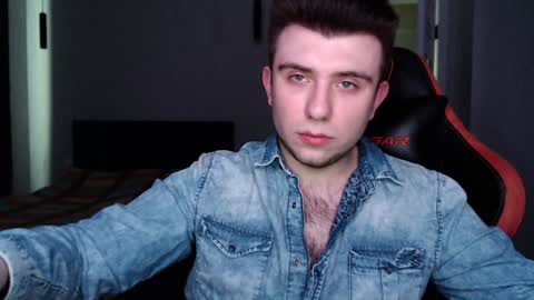 Snapshot of honey_furry chatting on 01/31/25, 05:19 Wolfy online show from 01/31/25, 05:19