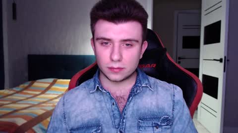 Snapshot of honey_furry chatting on 02/01/25, 02:47 Wolfy online show from 02/01/25, 02:47