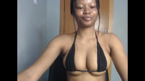 Sonia online show from 12/15/25, 07:34