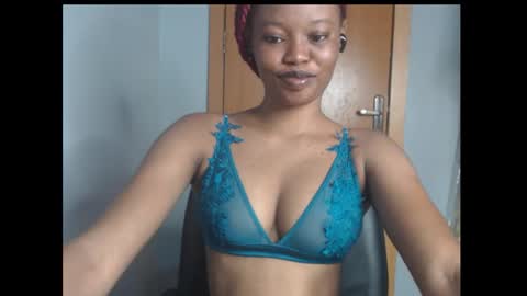 Sonia online show from 01/14/26, 07:03