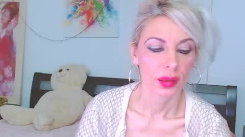 honey_lara online show from 01/11/26, 12:15