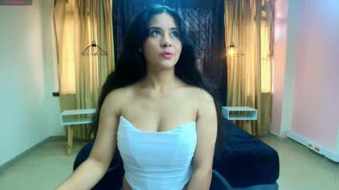 Honey Love online show from 09/17/25, 02:08