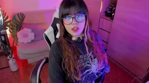 Milenka online show from 07/23/26, 07:01