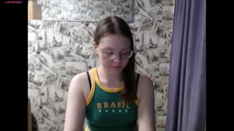 Lina online show from 01/15/25, 12:25