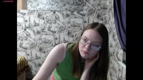 Lina online show from 01/17/25, 02:50