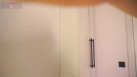 honey_pixie online show from 09/20/25, 04:19