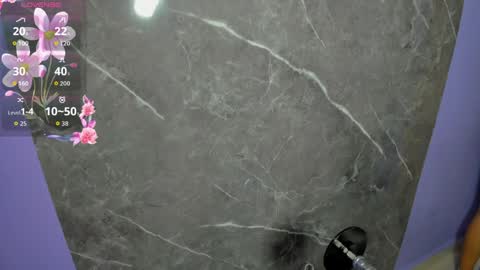 honey_sofii_ online show from 05/10/26, 11:26