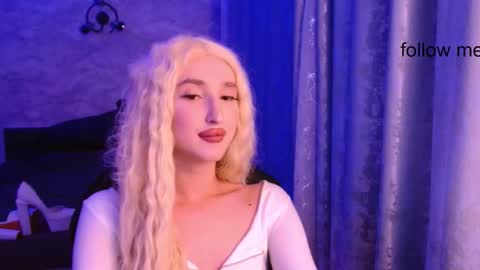 honey_sunset online show from 11/07/25, 09:59